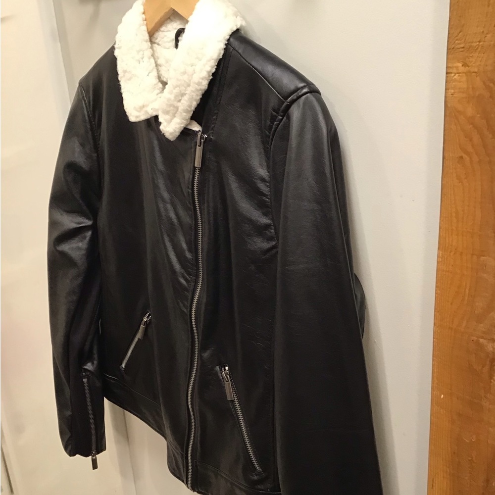Torrid Womens Faux Leather Moto Jacket Size 10 Asymmetrical Zip Up Sherpa Bomber - Picture 9 of 15